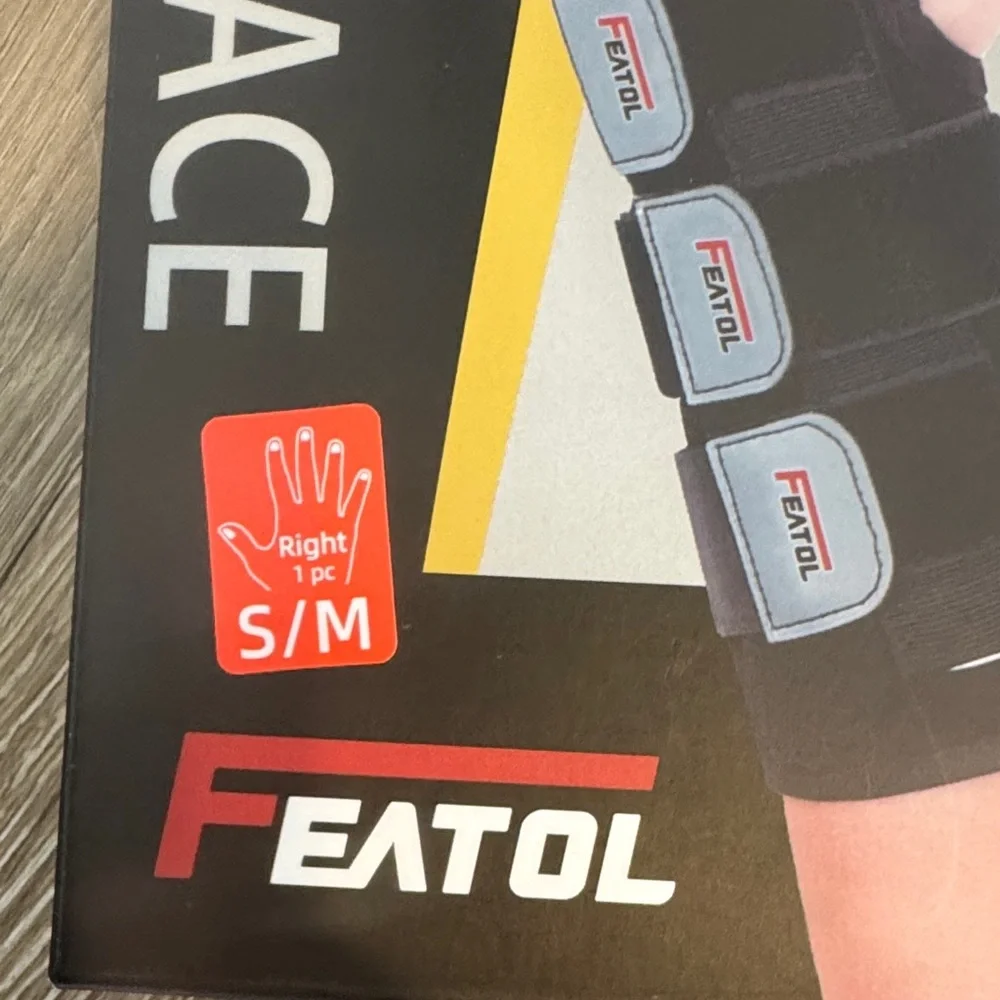 Black Wrist Brace- Right hand S/M